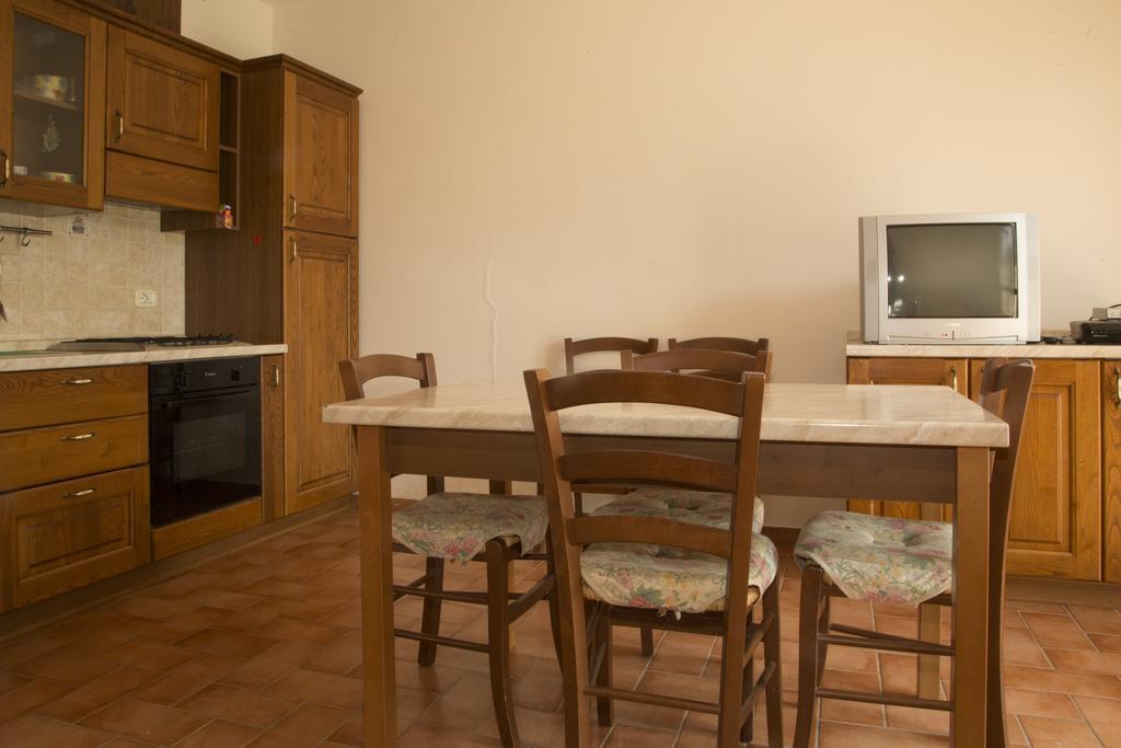Agriturismo Sant'Orsola Фоллоника Номер фото