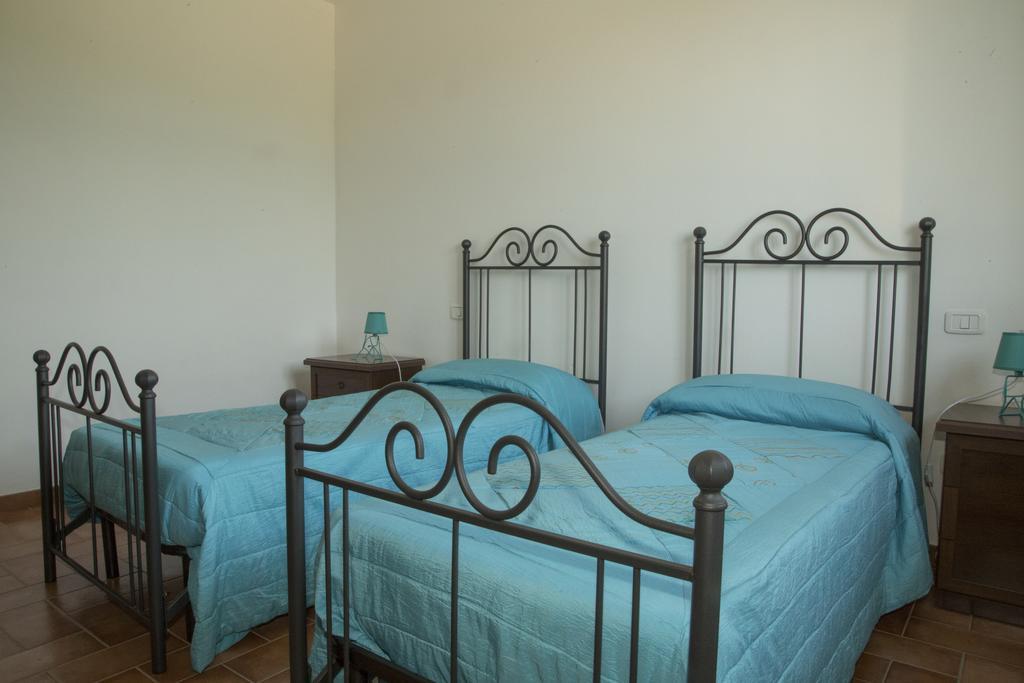 Agriturismo Sant'Orsola Фоллоника Номер фото